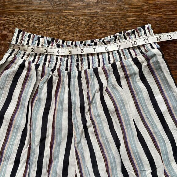 NWT Urban Outfitters Ecote Flowy Striped Shorts - Size Small - Picture 6 of 6